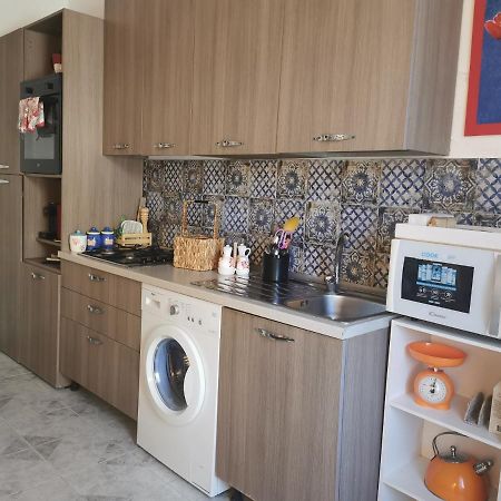 Bed and Breakfast La Terrazza Sul Golfo Изола-делле-Феммине Экстерьер фото
