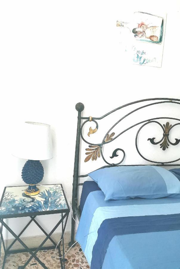 Bed and Breakfast La Terrazza Sul Golfo Изола-делле-Феммине Экстерьер фото